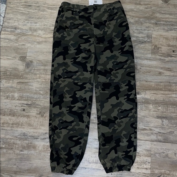 Joggers - Picture 1 of 6